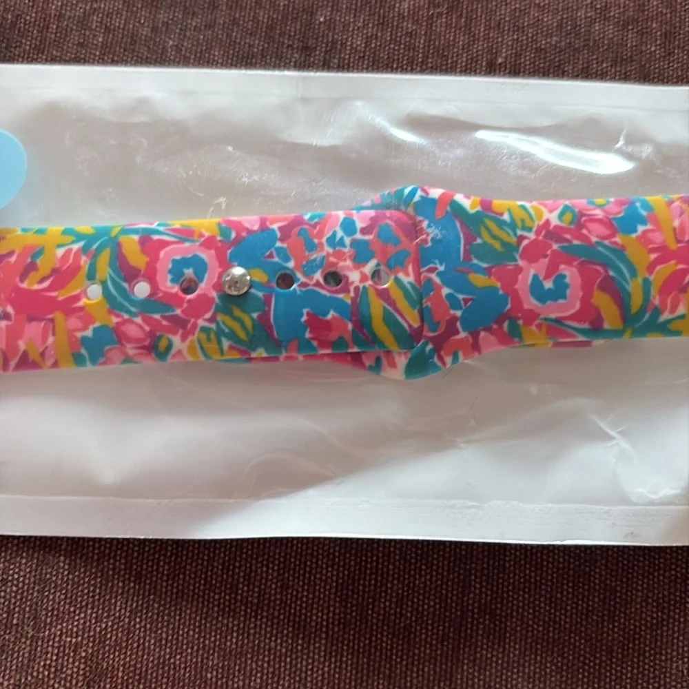 🆕 Silicone Floral/Tropical Print Silicone Apple Watch Band- Sz S/M 38/40